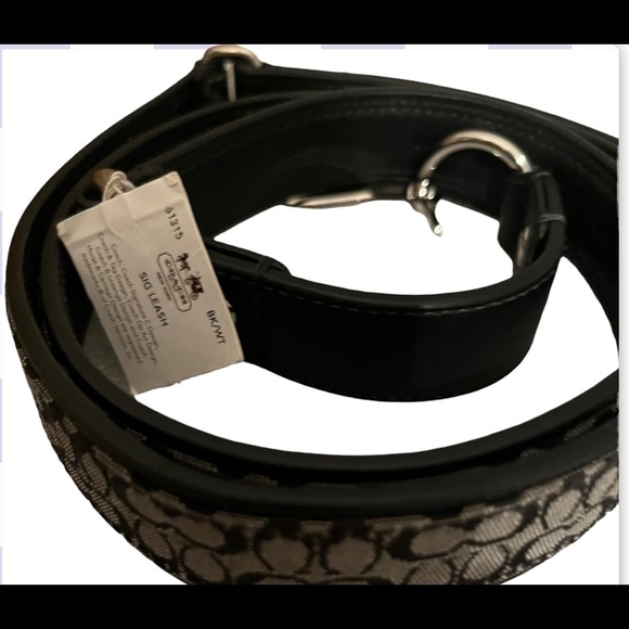 Coach Brand New with Tags Signature Black & White Dog Leash Sz Large 61315 - Picture 3 of 7